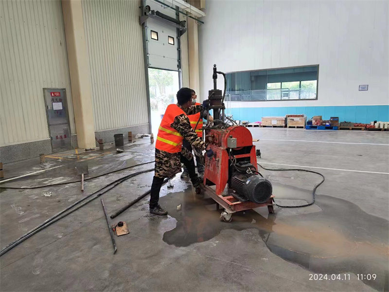 西区街道厂房地面下沉塌陷注浆加固施工